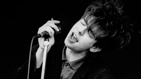 The former Echo & The Bunnymen frontman visits "SNAP!" on January 29, 1990 to talk going solo, the end of the Bunnymen, working with Elizabeth Fraser, and more.